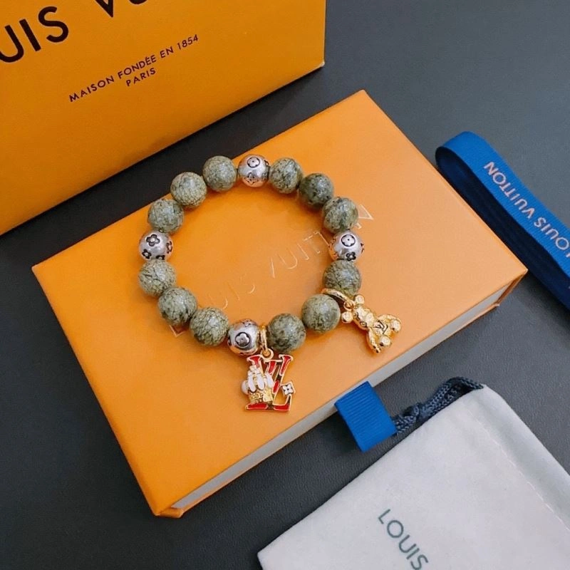 Fashionable Louis Vuitton Bracelets 251575