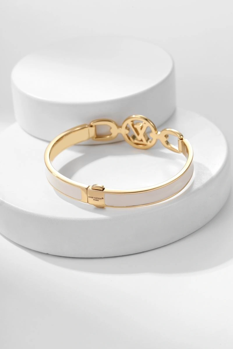 Affordable Louis Vuitton Bracelets 251552