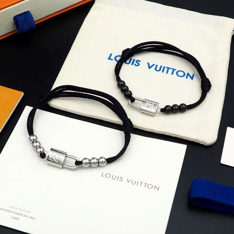 Lightweight Louis Vuitton Bracelets 251189