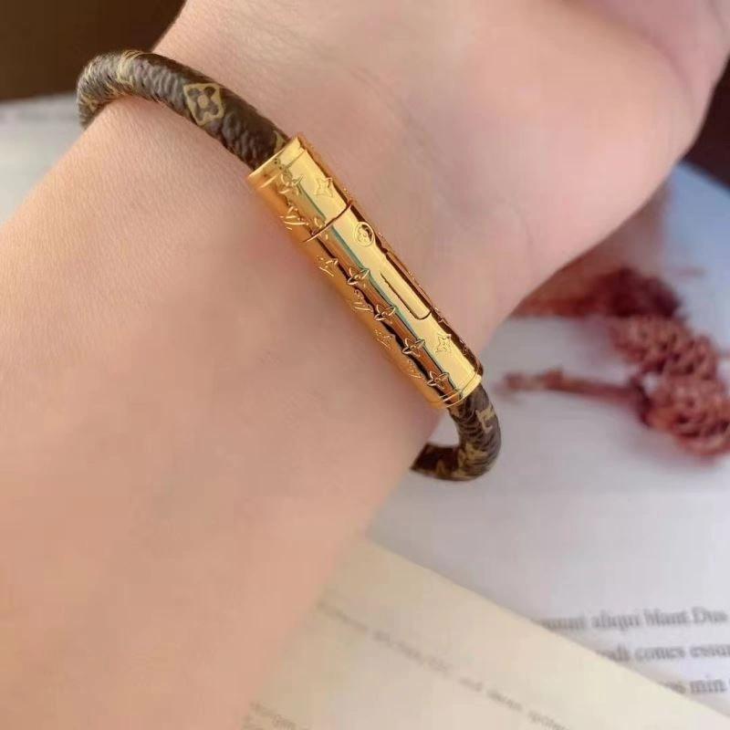 Bright Louis Vuitton Bracelets 251188