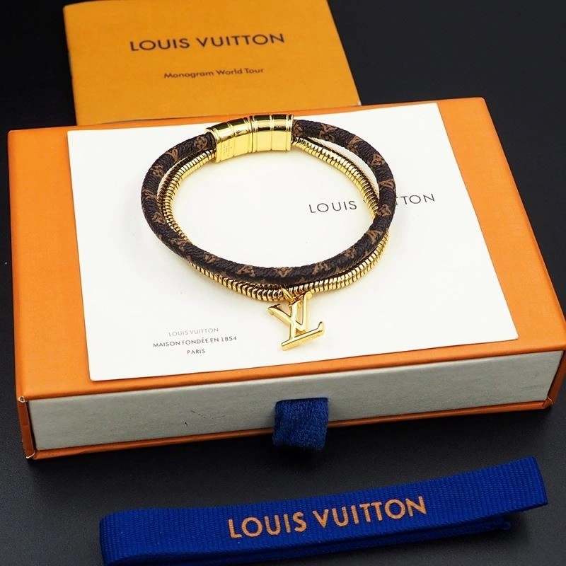 Bright Louis Vuitton Bracelets 251187