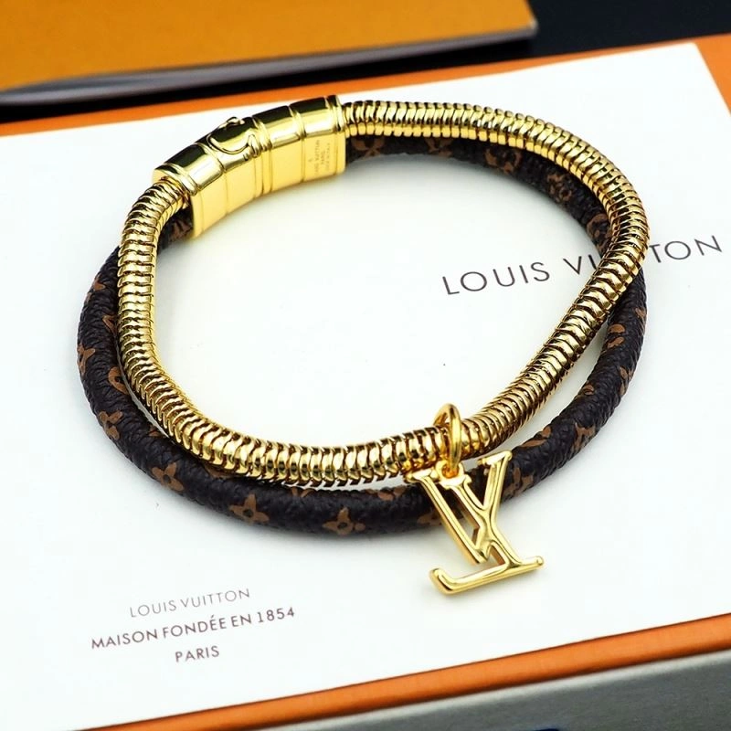 Bright Louis Vuitton Bracelets 251187