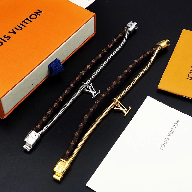 Bright Louis Vuitton Bracelets 251187