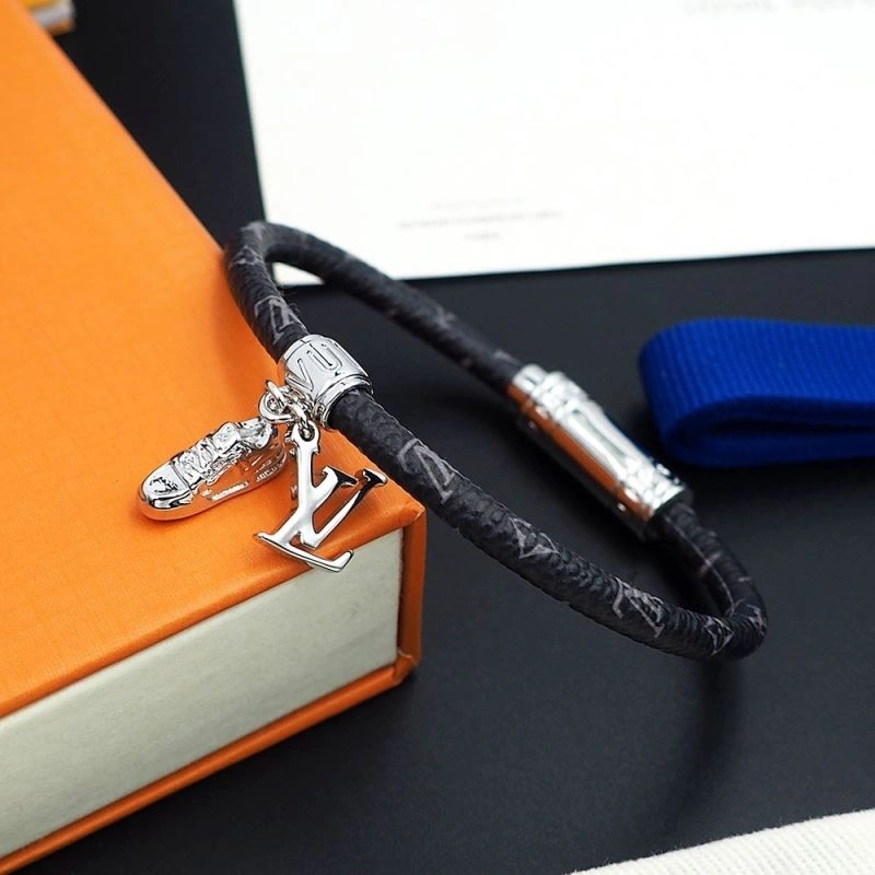 Louis Vuitton Bracelets Upgraded 251185