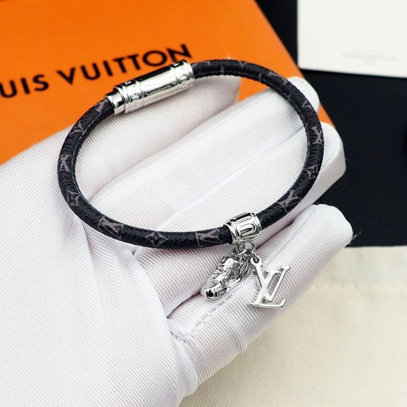 Louis Vuitton Bracelets Upgraded 251185