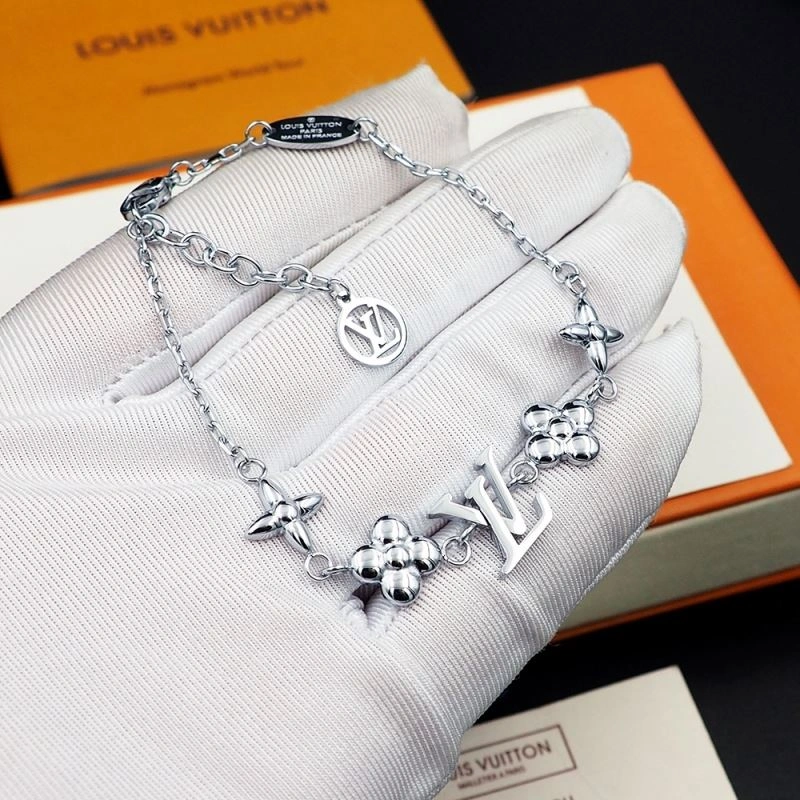 Louis Vuitton Bracelets ZipUp 251171