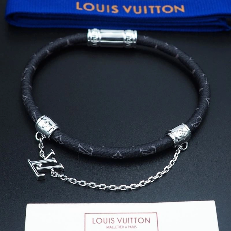 Flexible Louis Vuitton Bracelets 251156