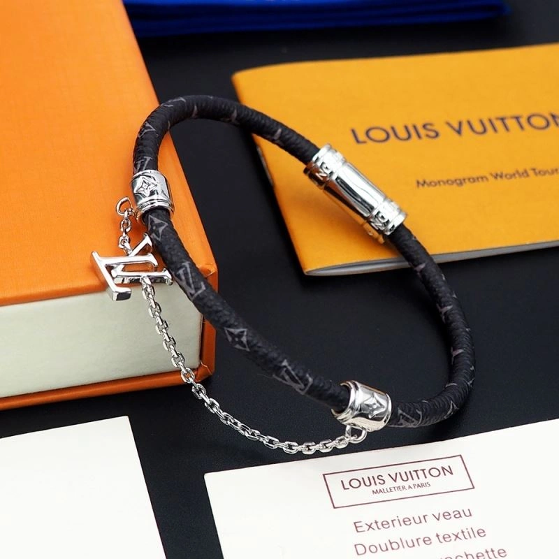 Flexible Louis Vuitton Bracelets 251156