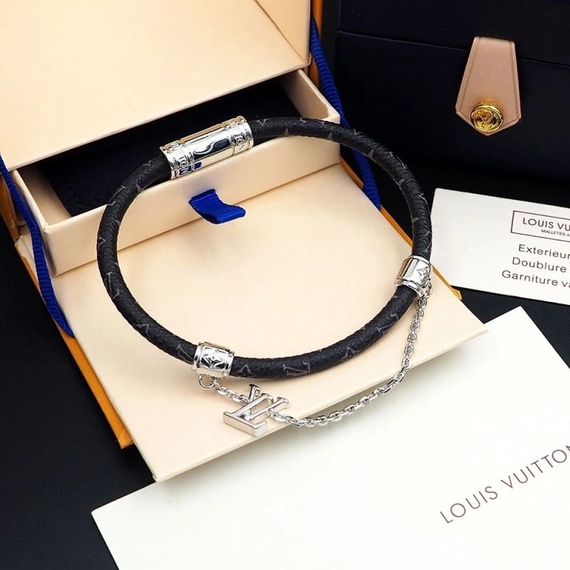 Flexible Louis Vuitton Bracelets 251156