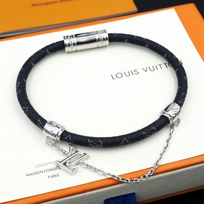 Flexible Louis Vuitton Bracelets 251156