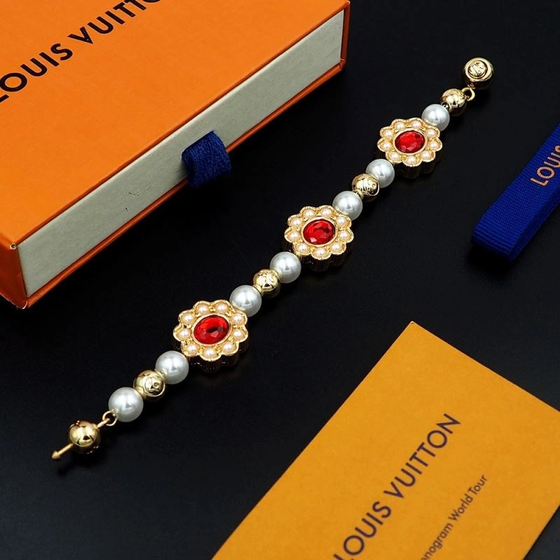 Seasonal Louis Vuitton Bracelets 251162