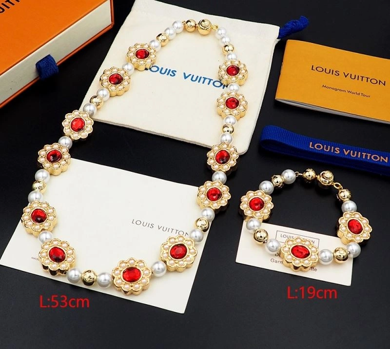 Seasonal Louis Vuitton Bracelets 251162