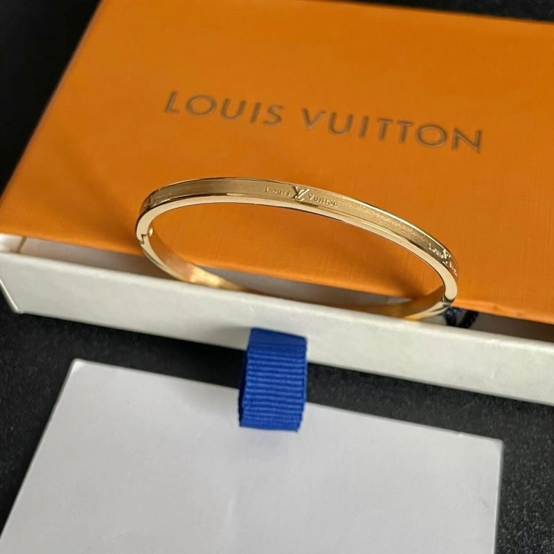 Louis Vuitton Bracelets Youthful 251183