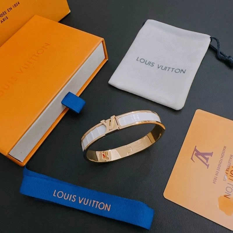 SunProtective Louis Vuitton Bracelets 251177