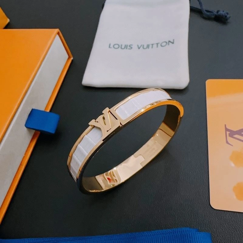 SunProtective Louis Vuitton Bracelets 251177