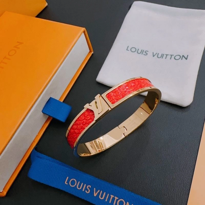 SportInspired Louis Vuitton Bracelets 251179