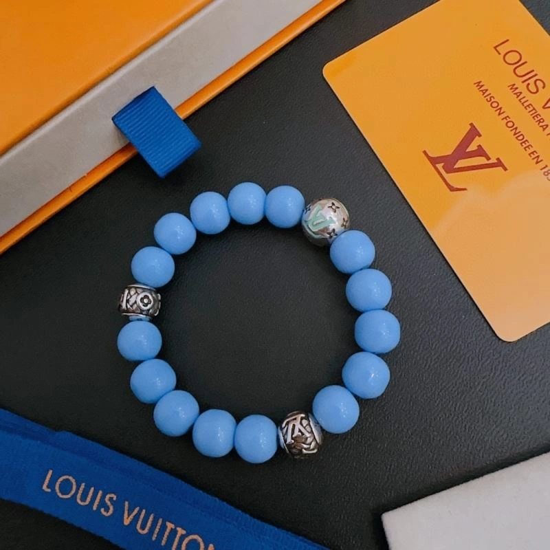 Bold Louis Vuitton Bracelets 251173