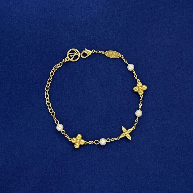 MultiPurpose Louis Vuitton Bracelets 251178