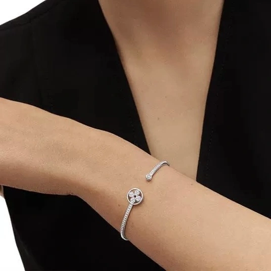 Louis Vuitton Bracelets Vibrant 251176