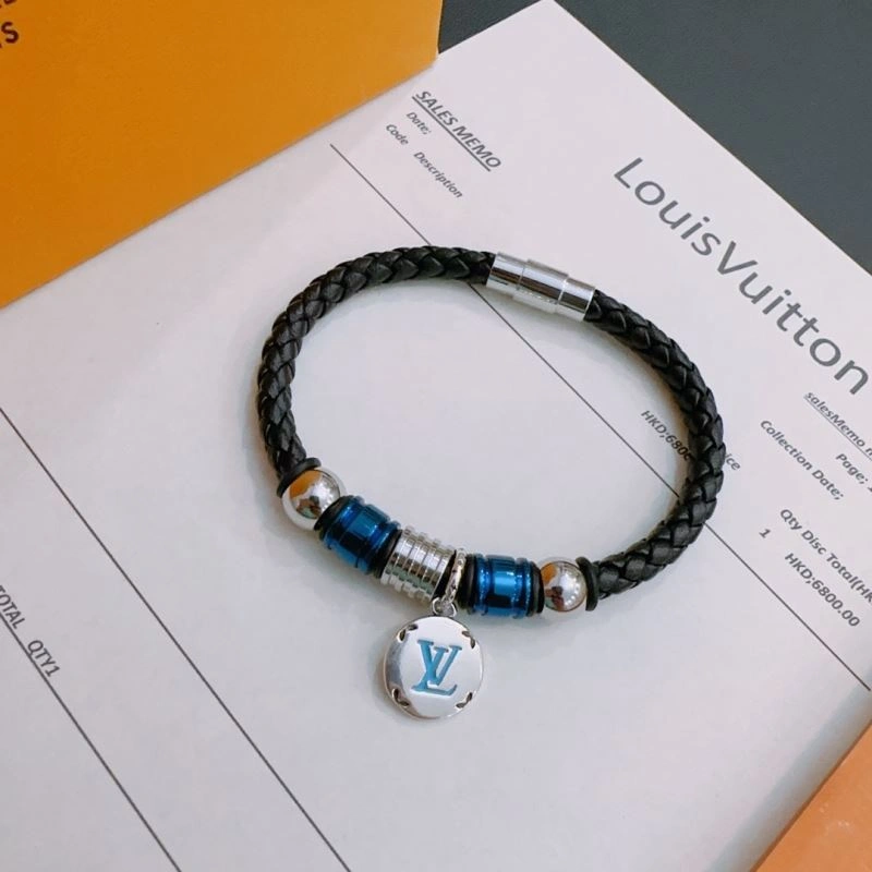 Chic Louis Vuitton Bracelets 251152