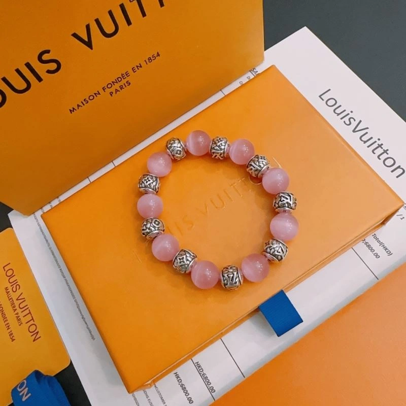 Louis Vuitton Bracelets Attractive 251151