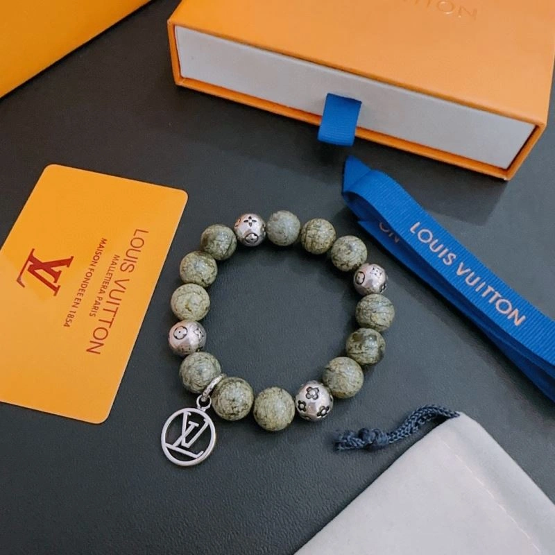 Lightweight Louis Vuitton Bracelets 251146