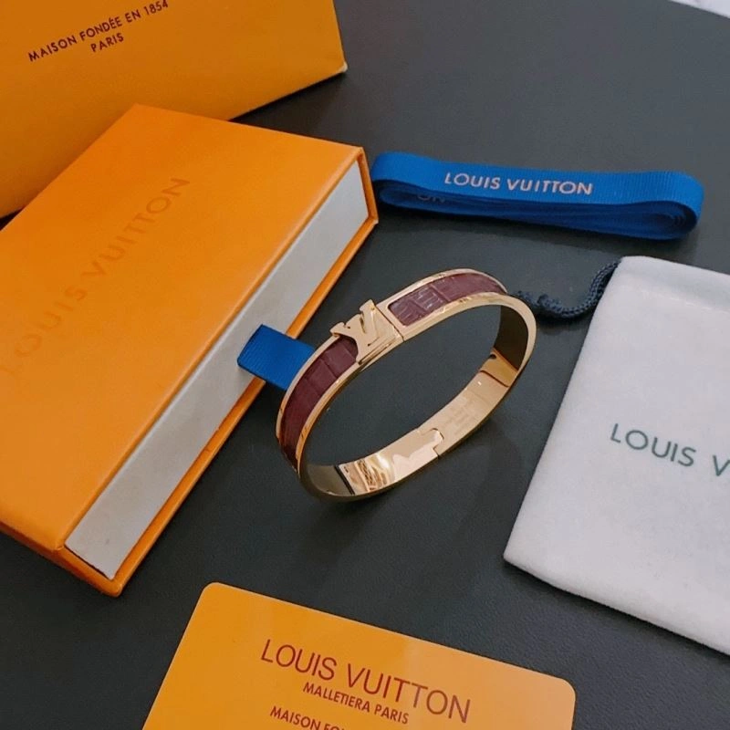 Louis Vuitton Bracelets UrbanChic 251145