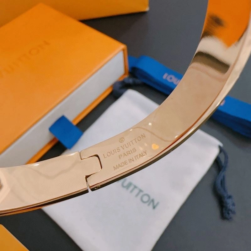 Upgraded Louis Vuitton Bracelets 251134