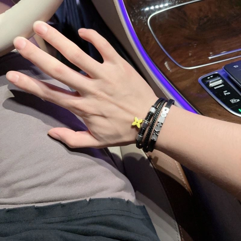 Louis Vuitton Bracelets Efficient 251119