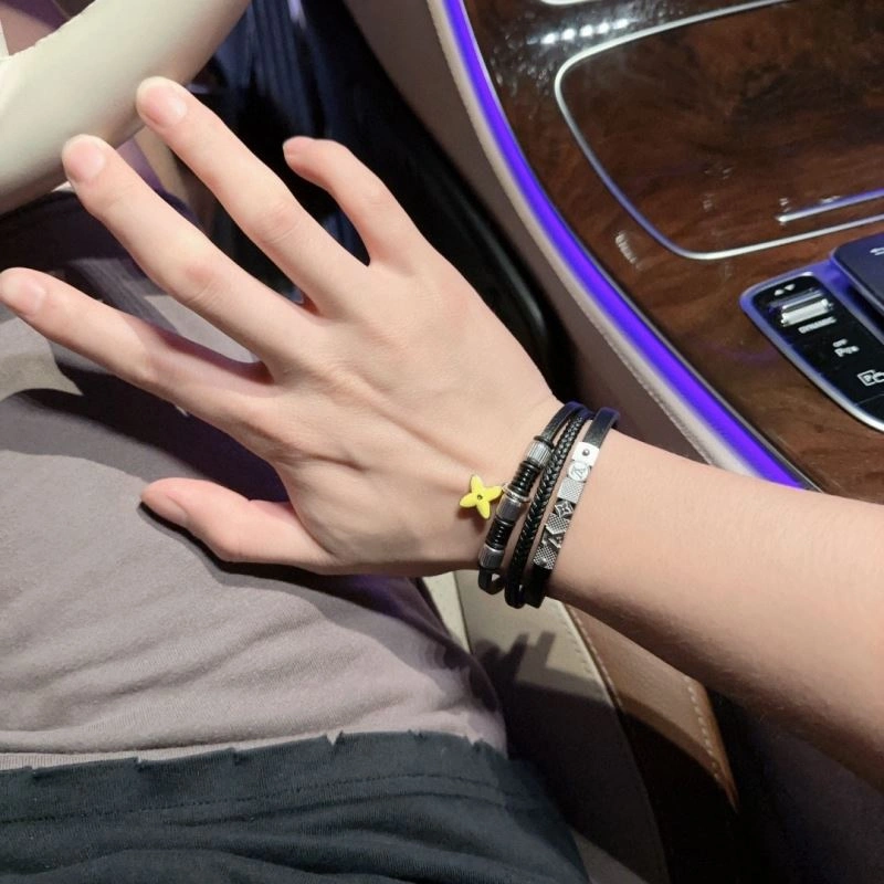 Louis Vuitton Bracelets Efficient 251119
