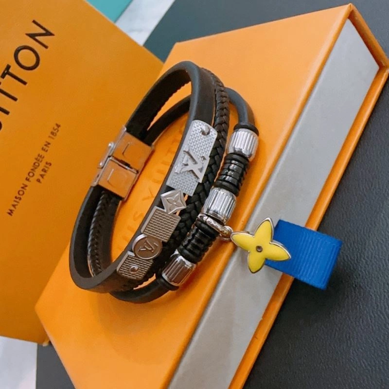 Louis Vuitton Bracelets Efficient 251119