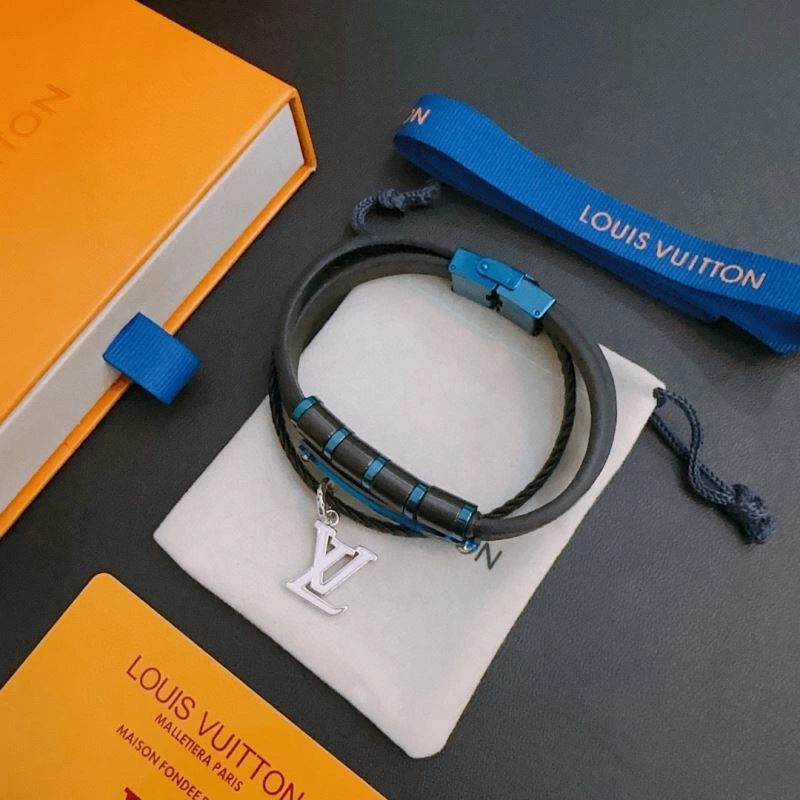 Louis Vuitton Bracelets UrbanChic 251131