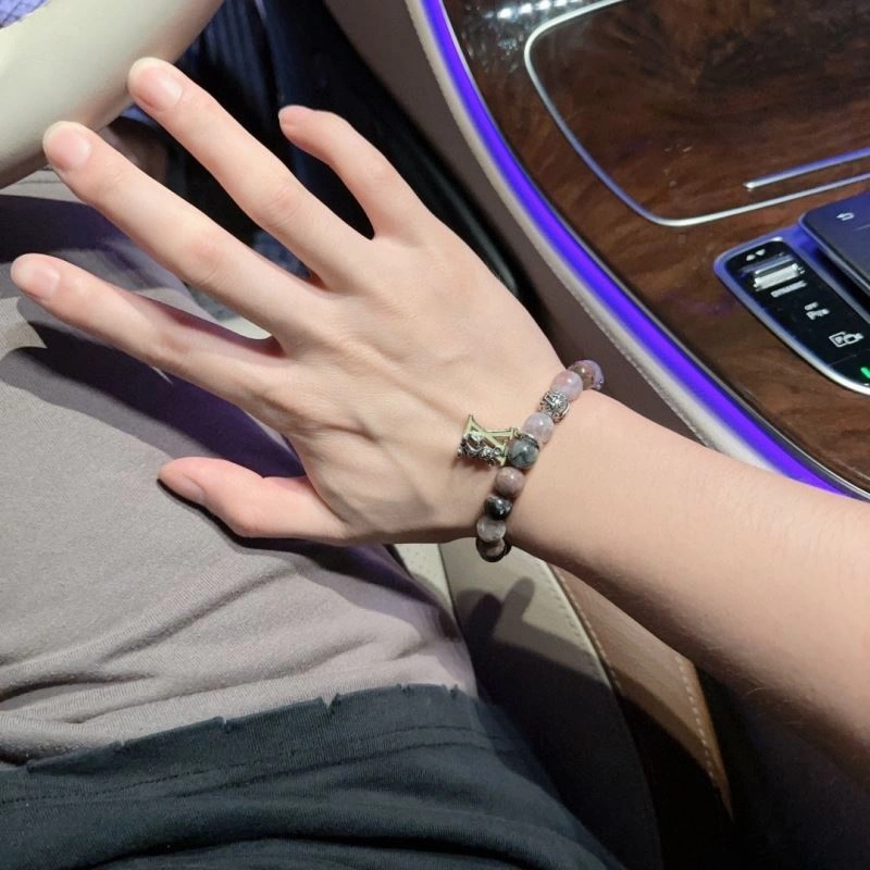 DailyWear Louis Vuitton Bracelets 251116