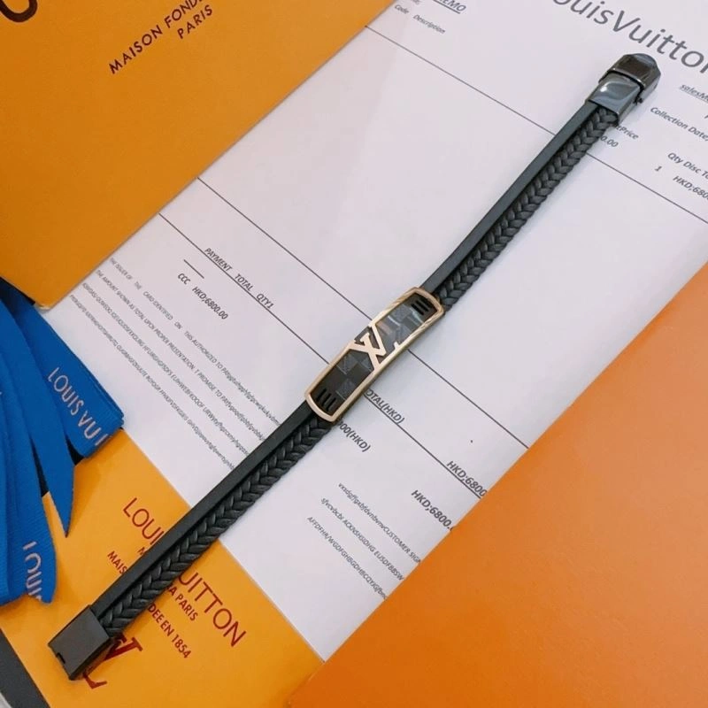 Louis Vuitton Bracelets Packable 251125
