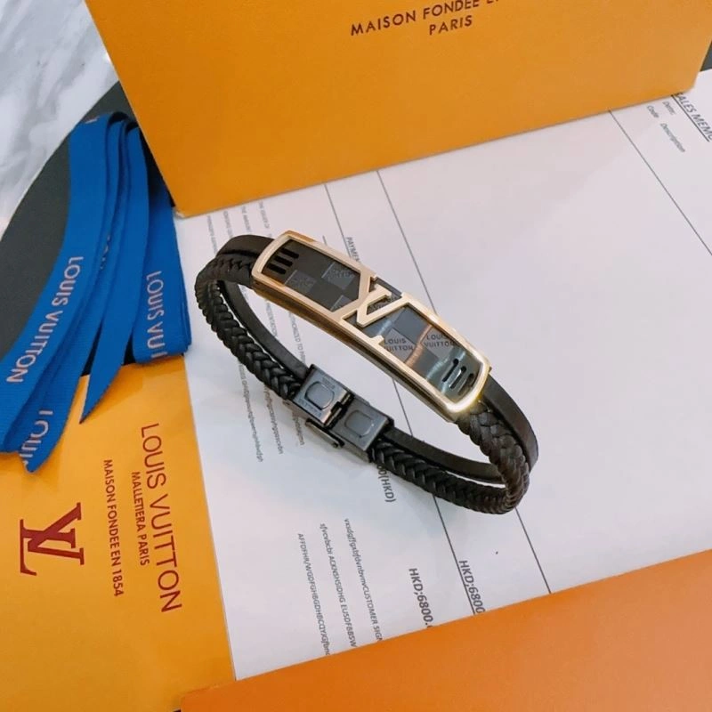 Louis Vuitton Bracelets Packable 251125