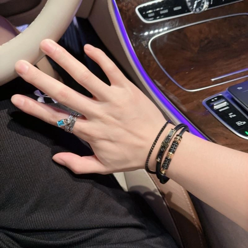Louis Vuitton Bracelets SmartChoice 251120