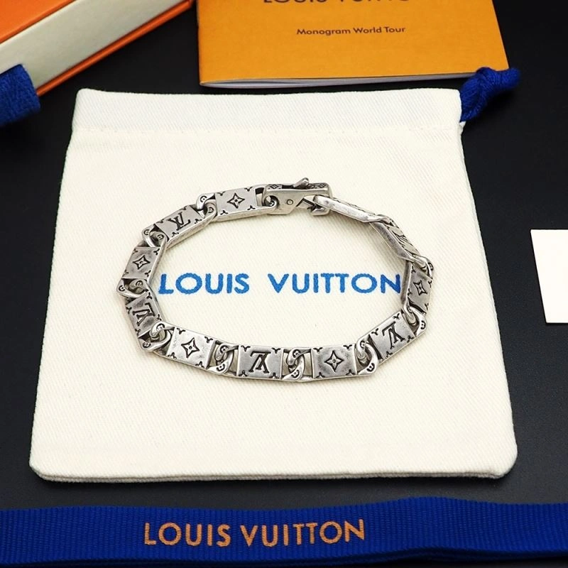 Resilient Louis Vuitton Bracelets 251117