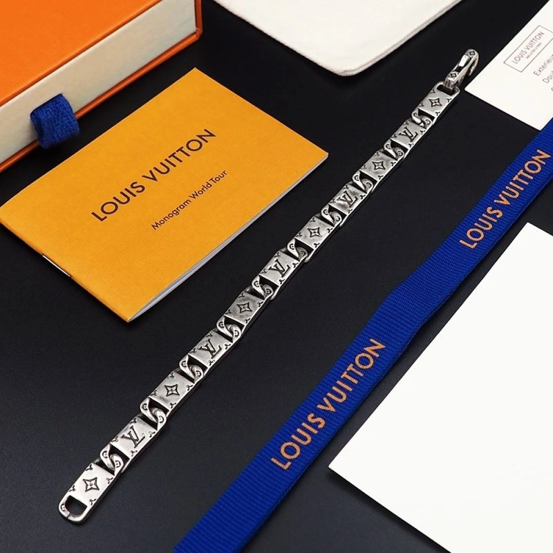 Resilient Louis Vuitton Bracelets 251117