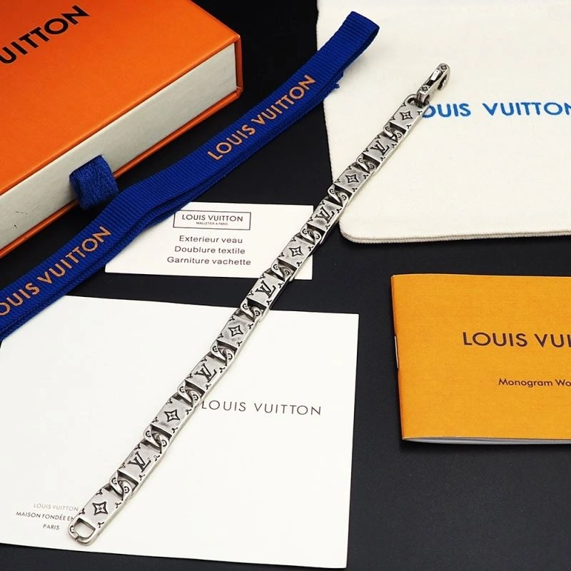 Resilient Louis Vuitton Bracelets 251117