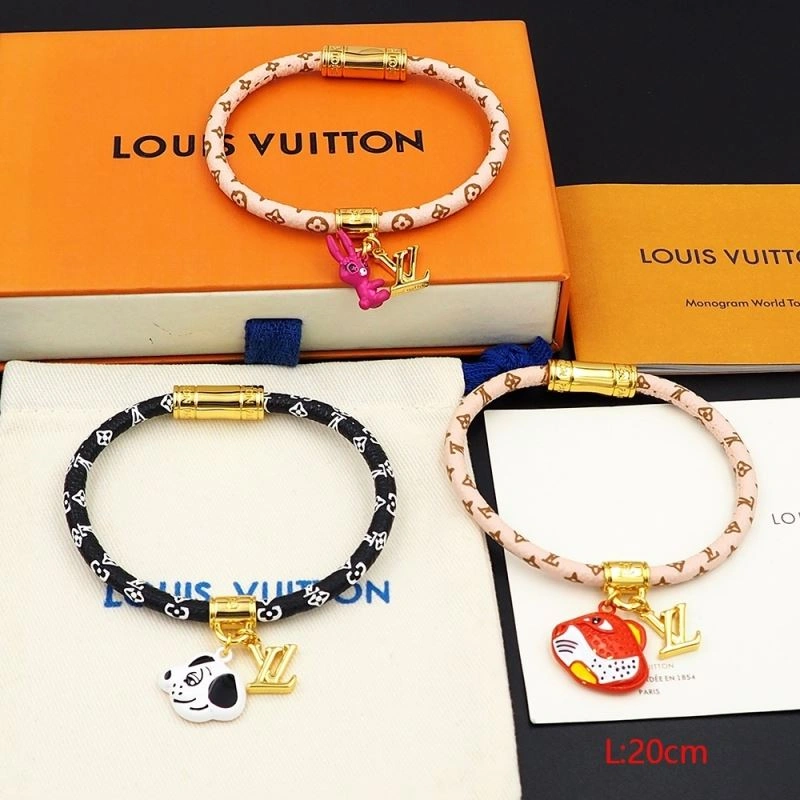 Louis Vuitton Bracelets Comfortable 251109