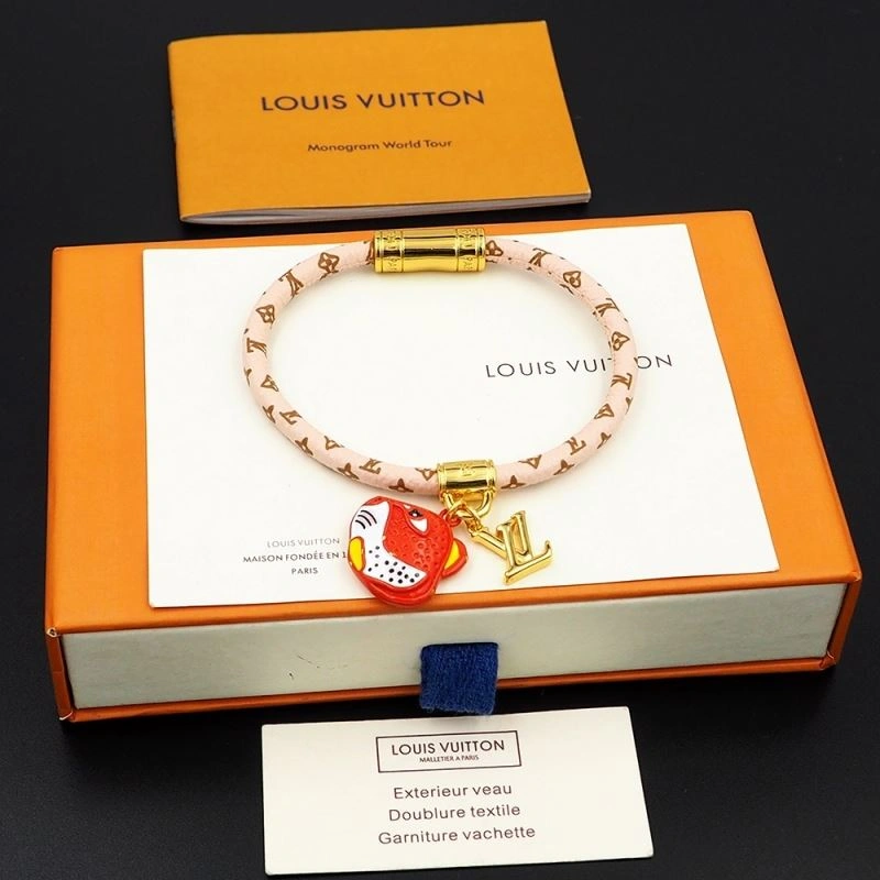 Louis Vuitton Bracelets Comfortable 251109