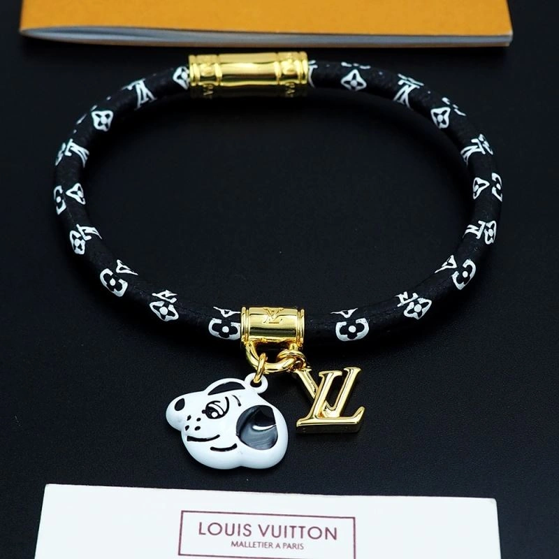 Louis Vuitton Bracelets TravelReady 251108