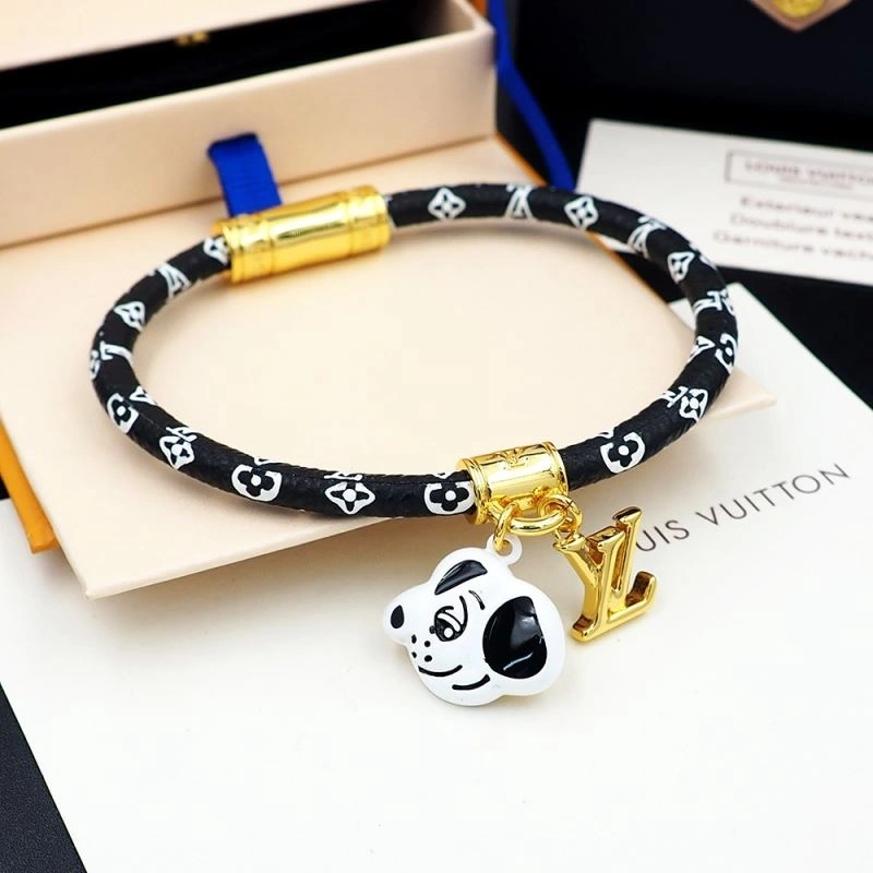 Louis Vuitton Bracelets TravelReady 251108