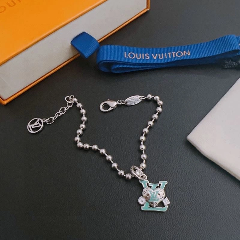 Louis Vuitton Bracelets Sporty 250980