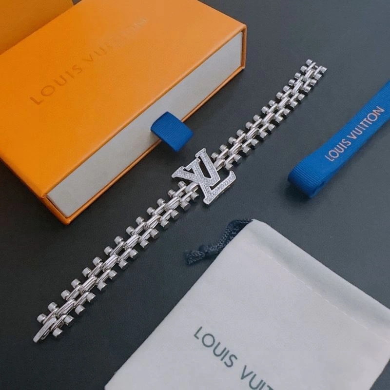 Louis Vuitton Bracelets Breathable 250981