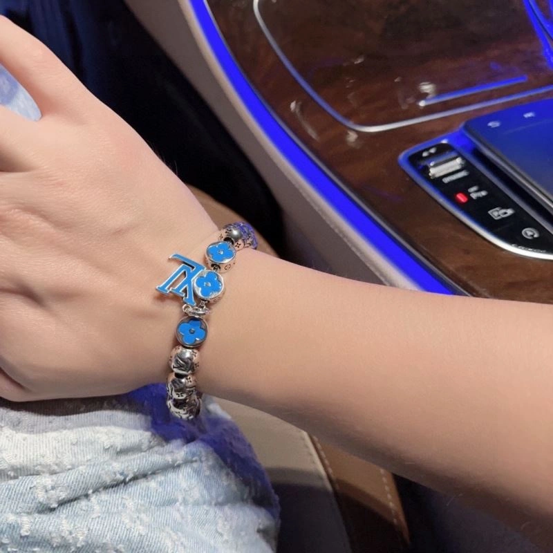Louis Vuitton Bracelets TechFriendly 250978