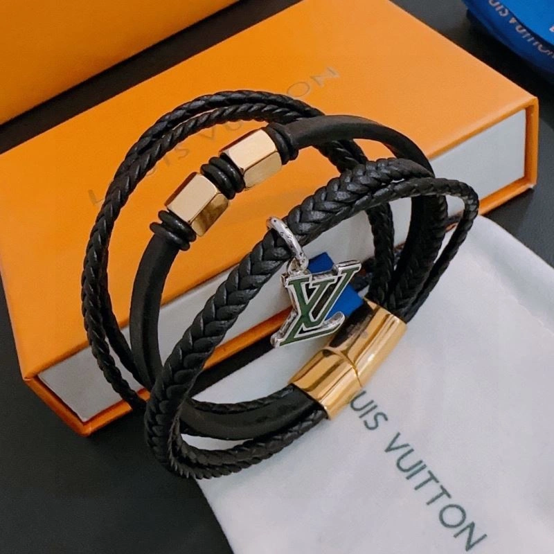 Louis Vuitton Bracelets Soft 250982