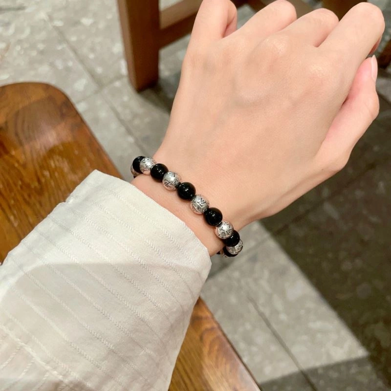 WellDesigned Louis Vuitton Bracelets 250974