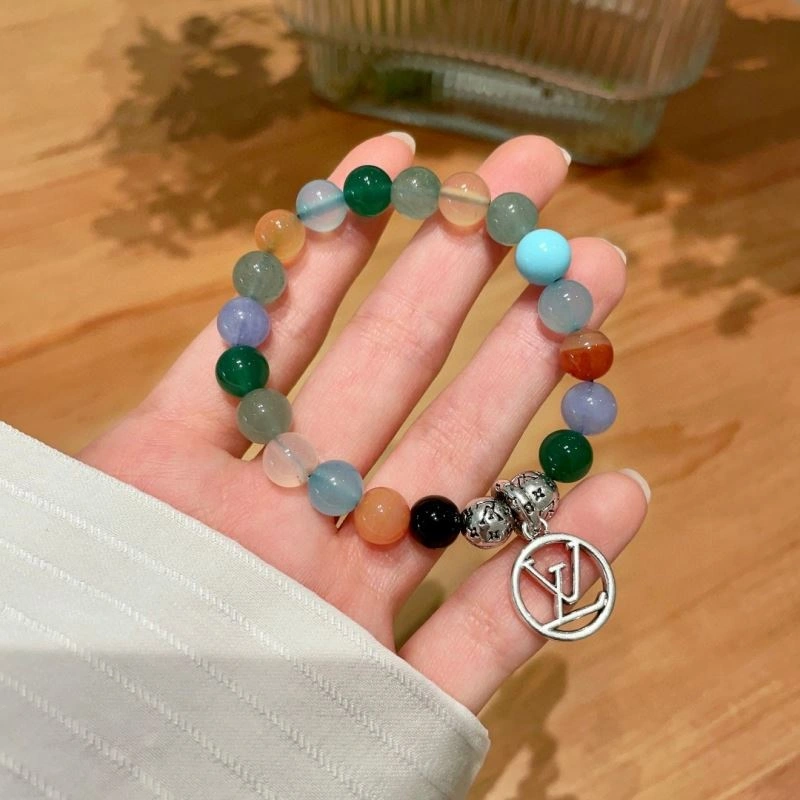 Louis Vuitton Bracelets Chic 250972