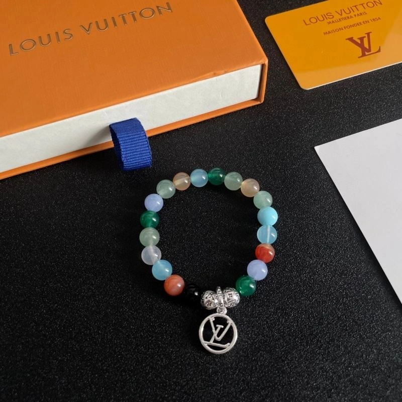 Louis Vuitton Bracelets Chic 250972